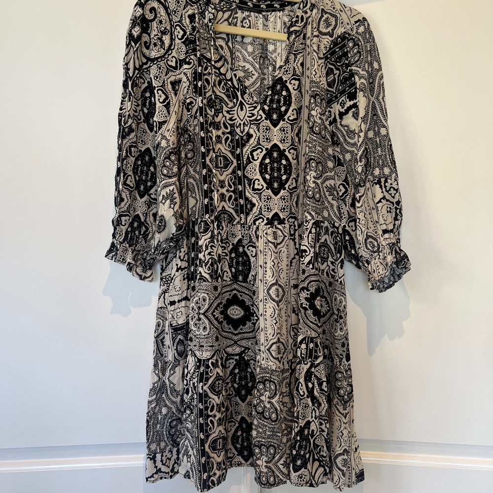 Ikks Black and Cream Long Sleeve Dress